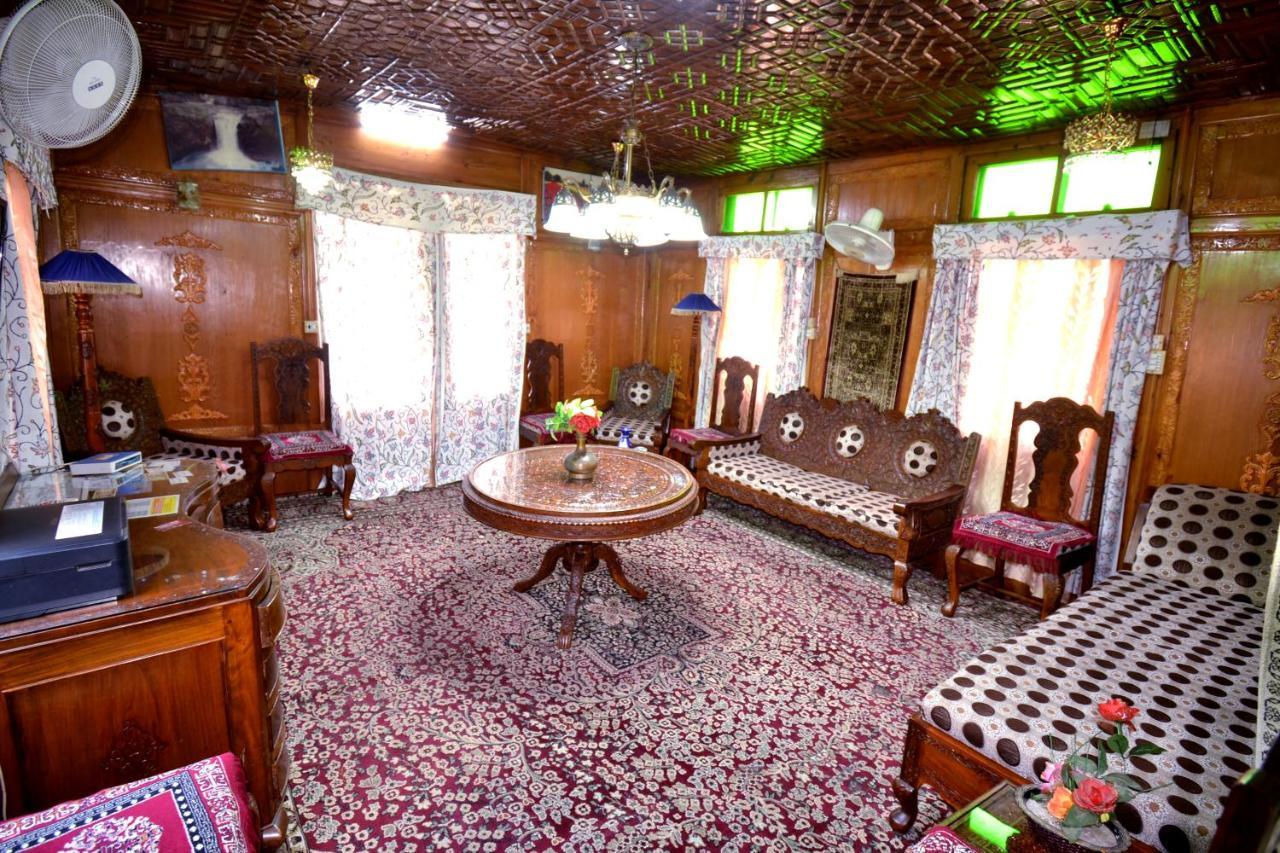 Heritage Shreen Houseboat Srinagar  Exterior photo