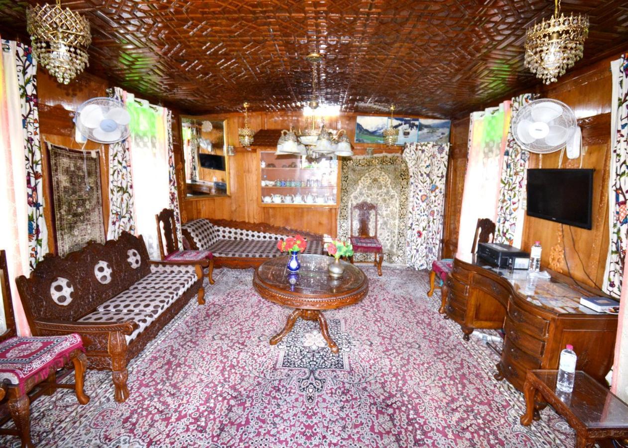 Heritage Shreen Houseboat Srinagar  Exterior photo